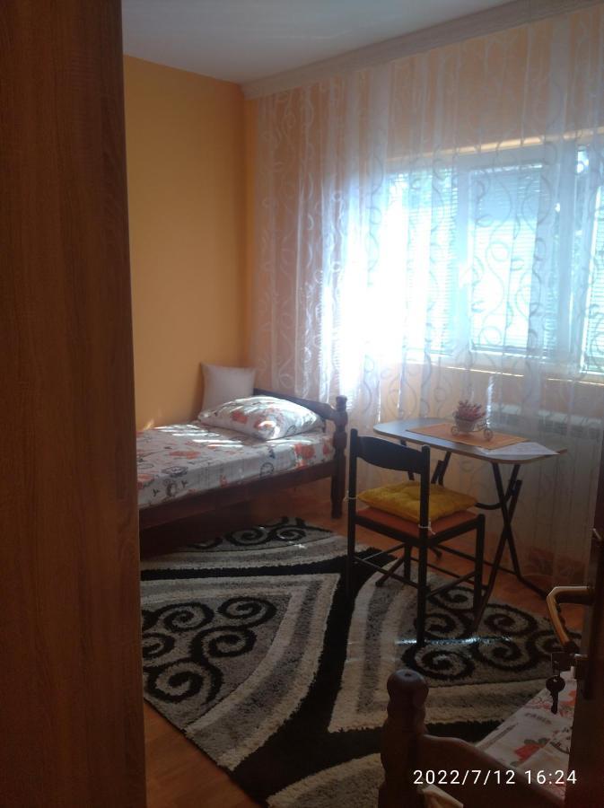Nikšić Buric Rooms מראה חיצוני תמונה